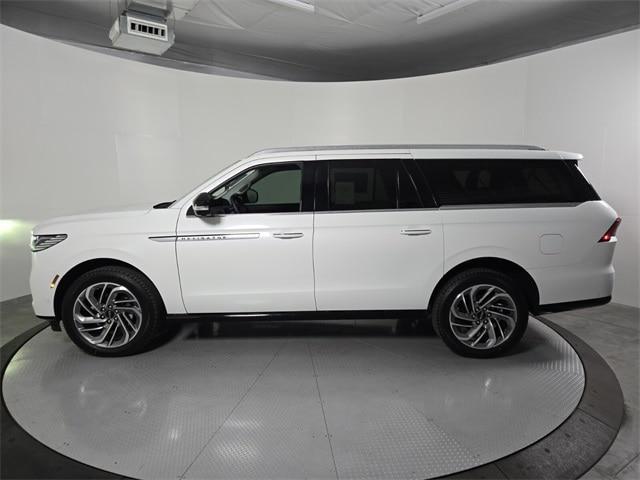 new 2025 Lincoln Navigator L car, priced at $107,325