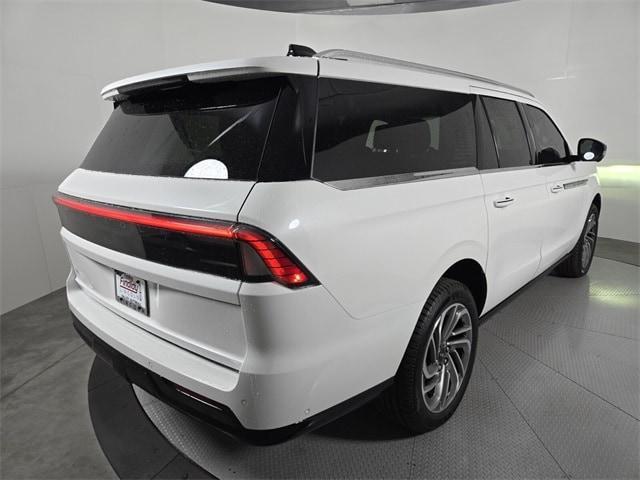 new 2025 Lincoln Navigator L car, priced at $107,325