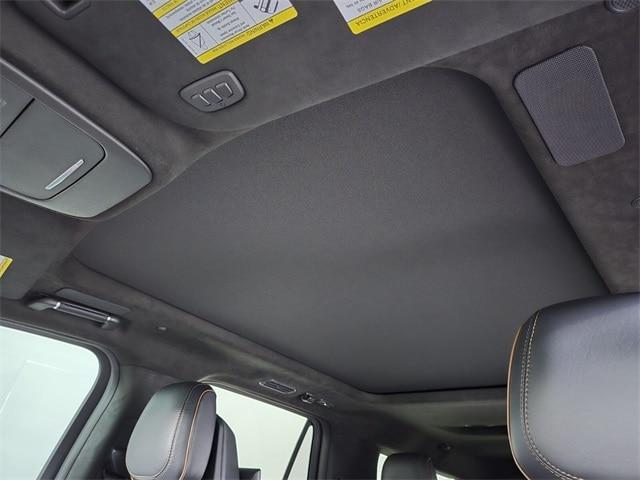 new 2025 Lincoln Navigator L car, priced at $123,585