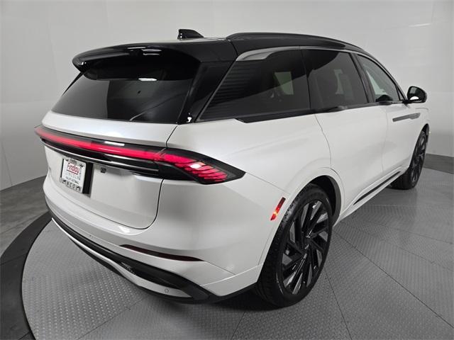 new 2025 Lincoln Nautilus car, priced at $81,395