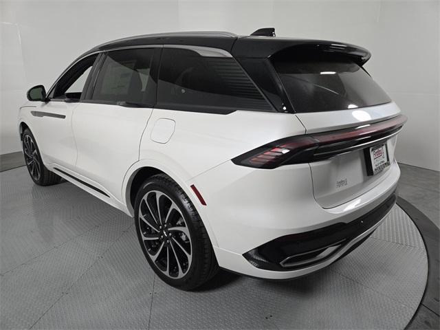 new 2025 Lincoln Nautilus car, priced at $78,395