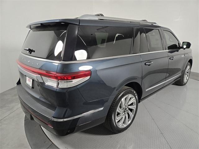new 2024 Lincoln Navigator L car, priced at $100,282