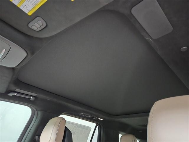 new 2025 Lincoln Navigator car, priced at $121,590