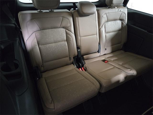 new 2025 Lincoln Navigator car, priced at $121,590