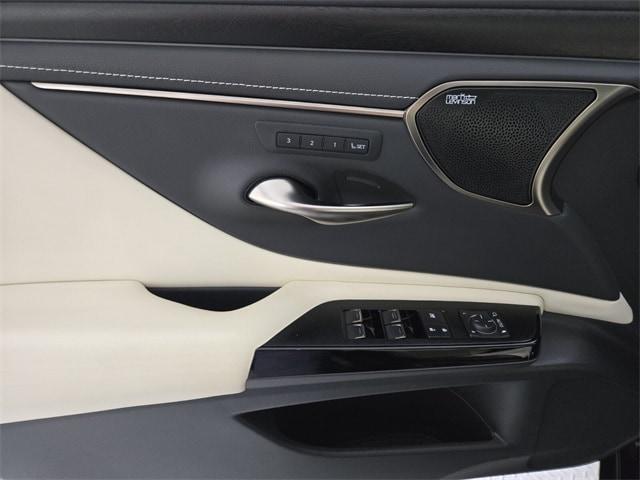 used 2022 Lexus ES 350 car, priced at $39,011
