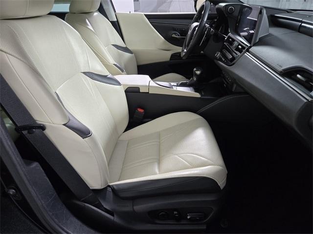 used 2022 Lexus ES 350 car, priced at $39,011