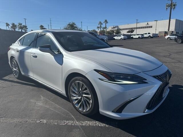 used 2023 Lexus ES 300h car, priced at $37,204