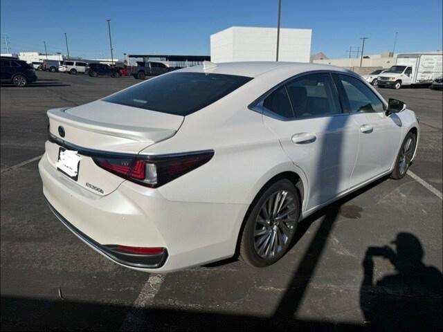 used 2023 Lexus ES 300h car, priced at $37,204