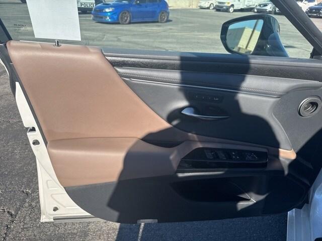 used 2023 Lexus ES 300h car, priced at $37,204