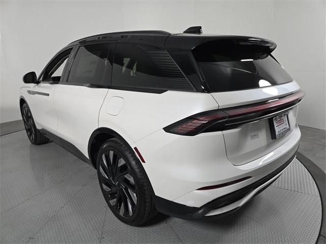 new 2025 Lincoln Nautilus car, priced at $63,291