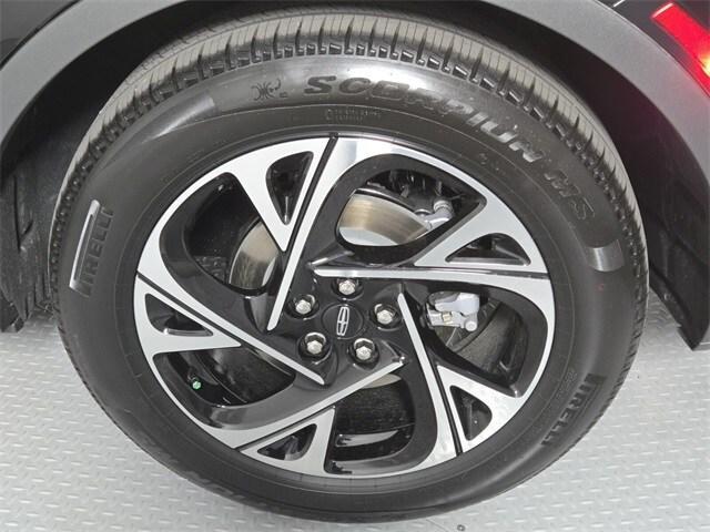 new 2025 Lincoln Nautilus car, priced at $54,915