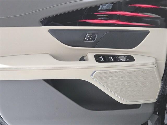 new 2025 Lincoln Nautilus car, priced at $54,915