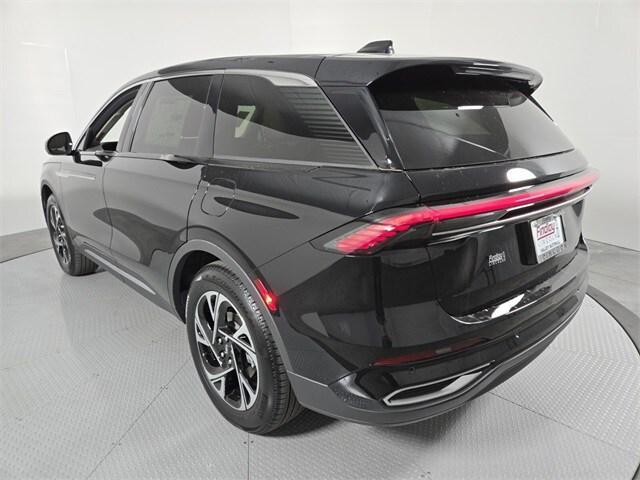 new 2025 Lincoln Nautilus car, priced at $54,915