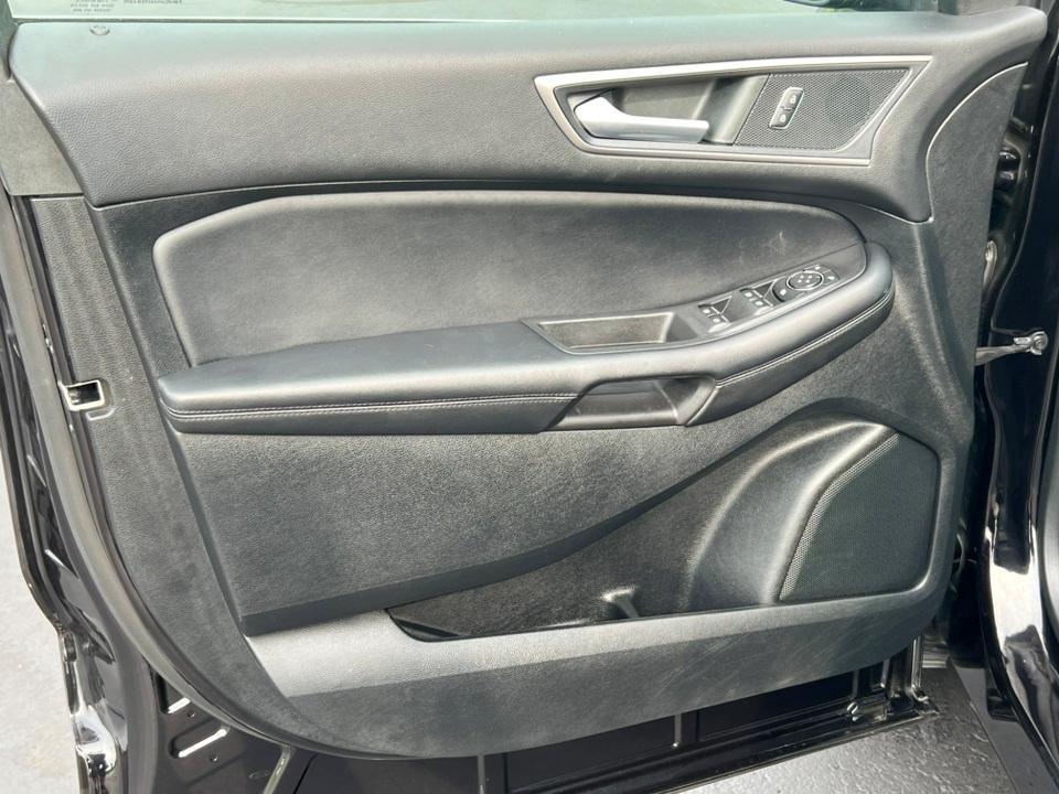 used 2022 Ford Edge car, priced at $26,082