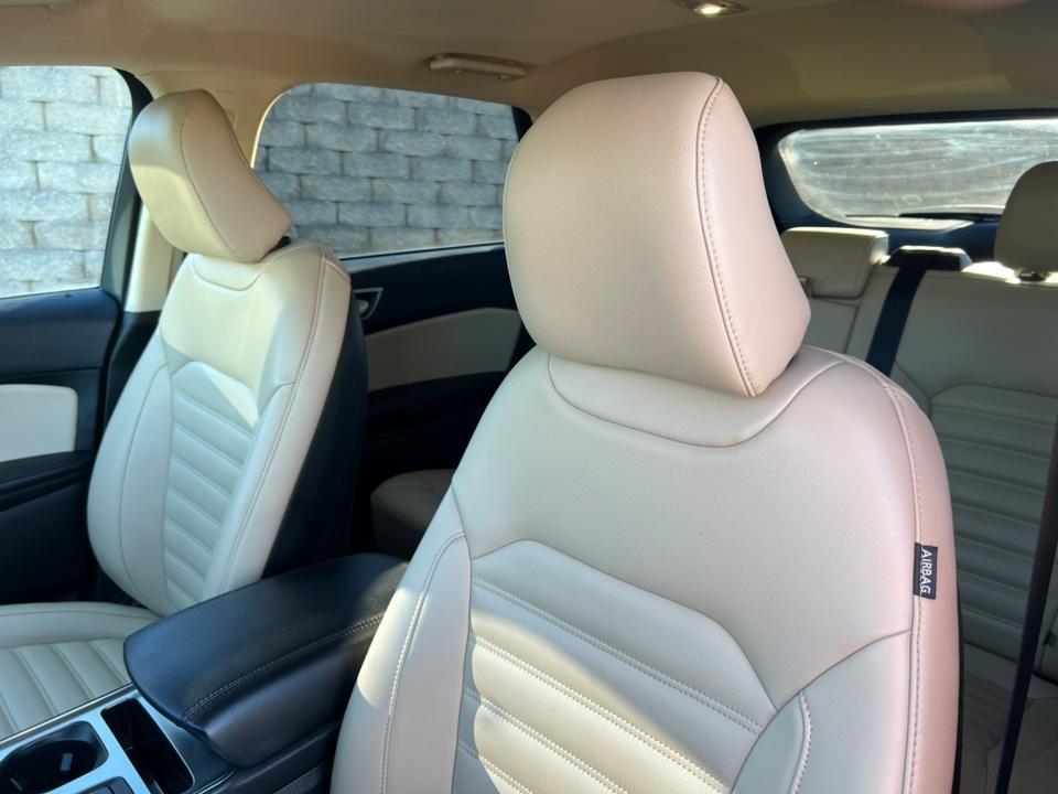 used 2022 Ford Edge car, priced at $25,077