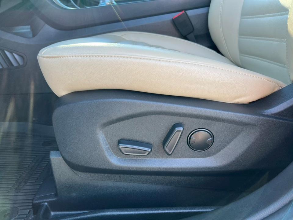 used 2022 Ford Edge car, priced at $25,077