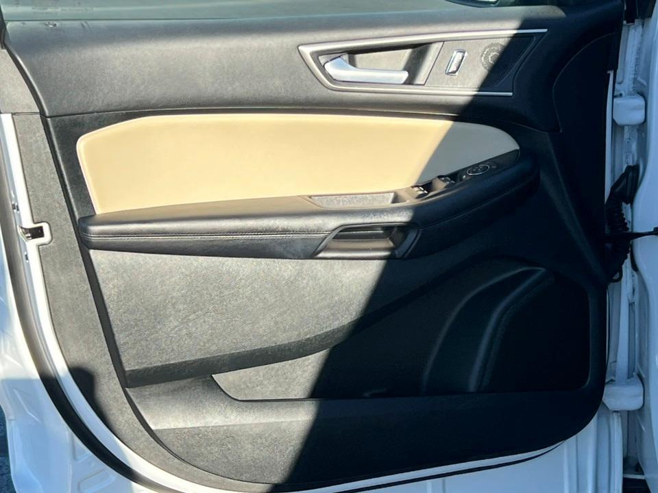 used 2022 Ford Edge car, priced at $25,077