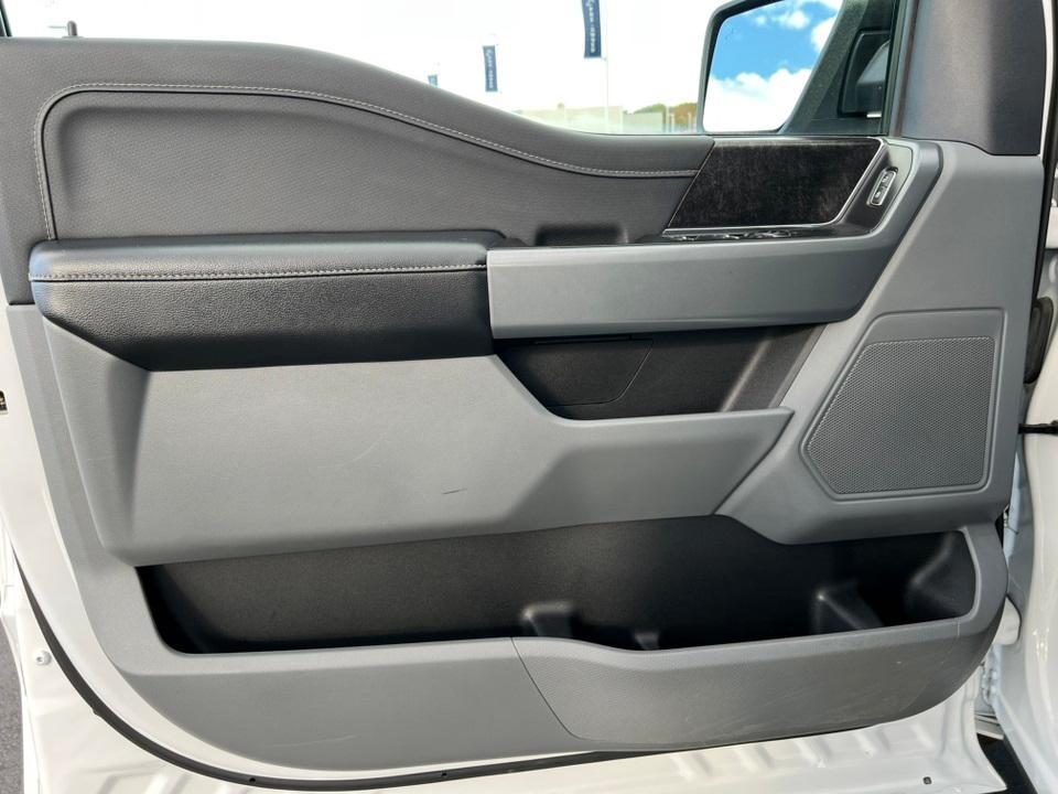 used 2022 Ford F-150 car, priced at $39,000