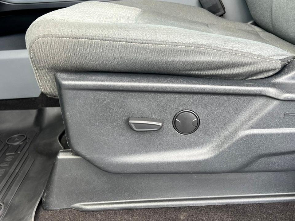 used 2022 Ford F-150 car, priced at $39,000