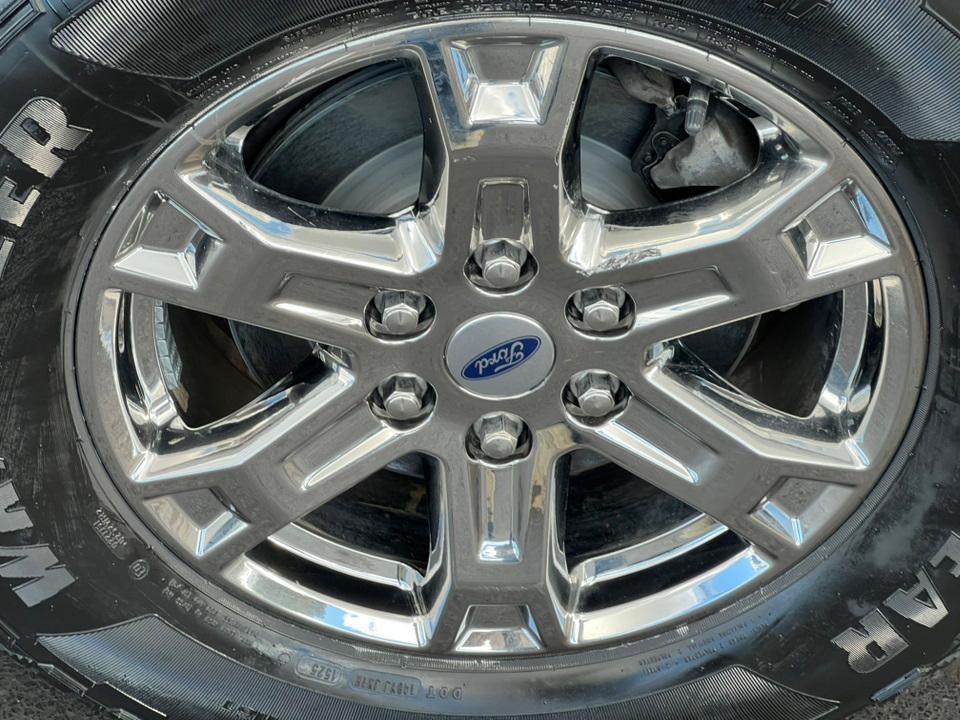 used 2022 Ford F-150 car, priced at $39,000