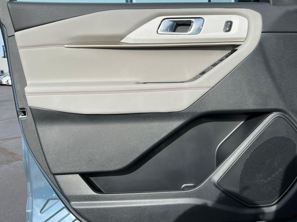 new 2025 Ford Explorer car, priced at $48,355