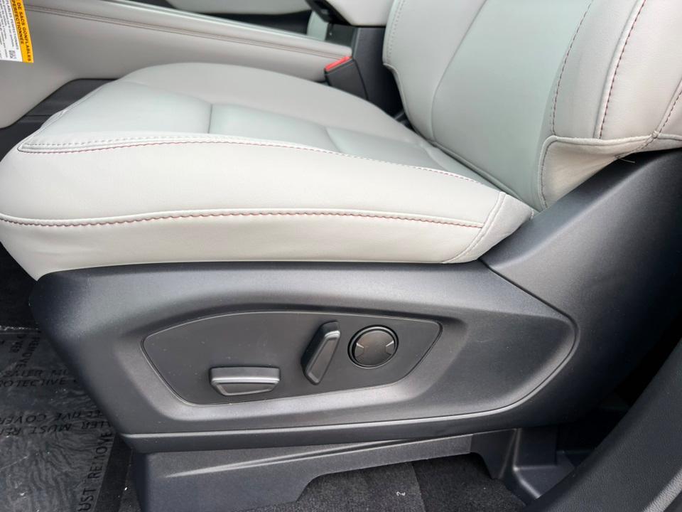 new 2025 Ford Explorer car, priced at $48,355