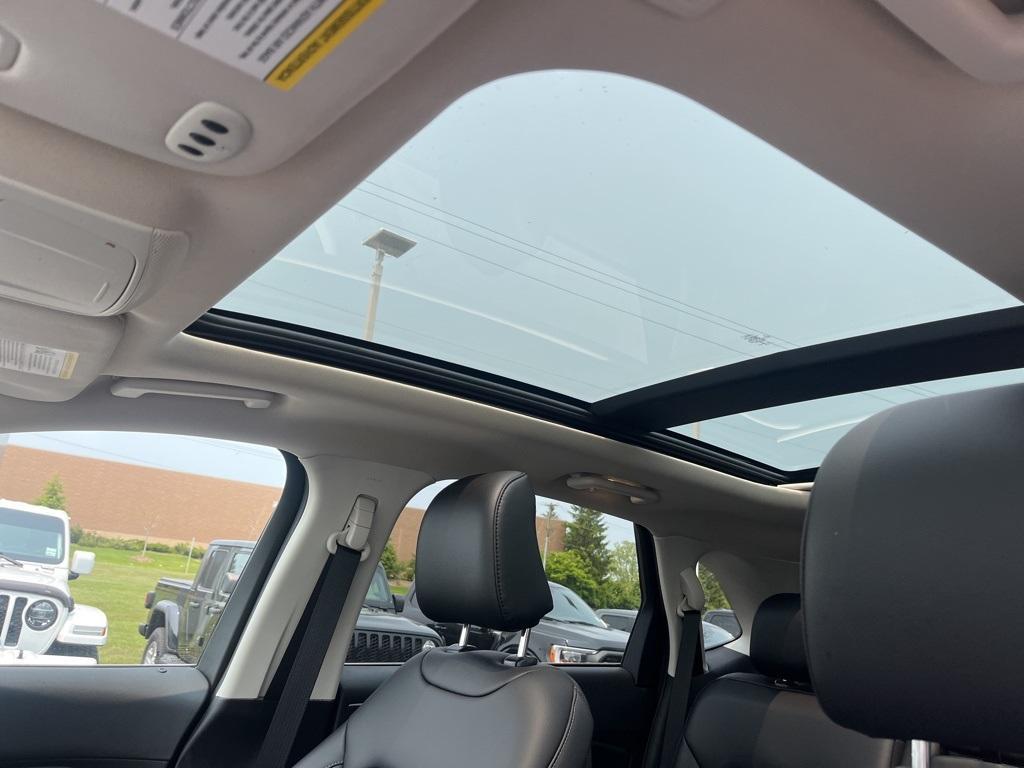used 2022 Ford Edge car, priced at $28,576