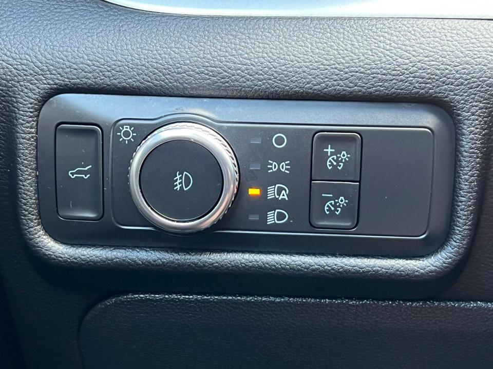 used 2022 Ford Explorer car, priced at $31,000