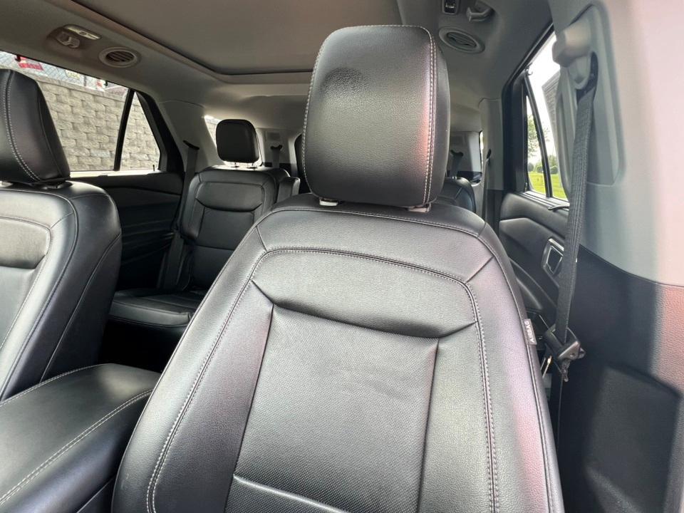 used 2022 Ford Explorer car, priced at $32,432