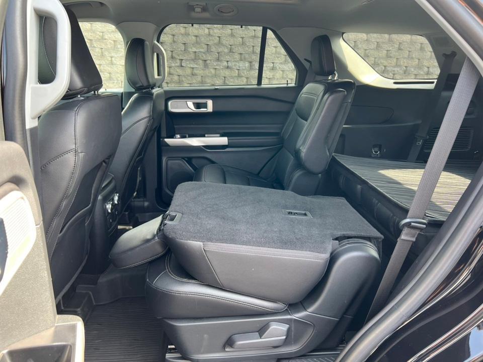 used 2022 Ford Explorer car, priced at $32,432