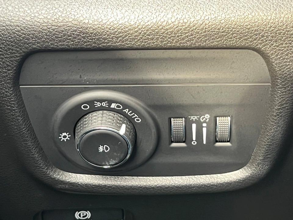 used 2022 Jeep Grand Cherokee L car, priced at $31,500