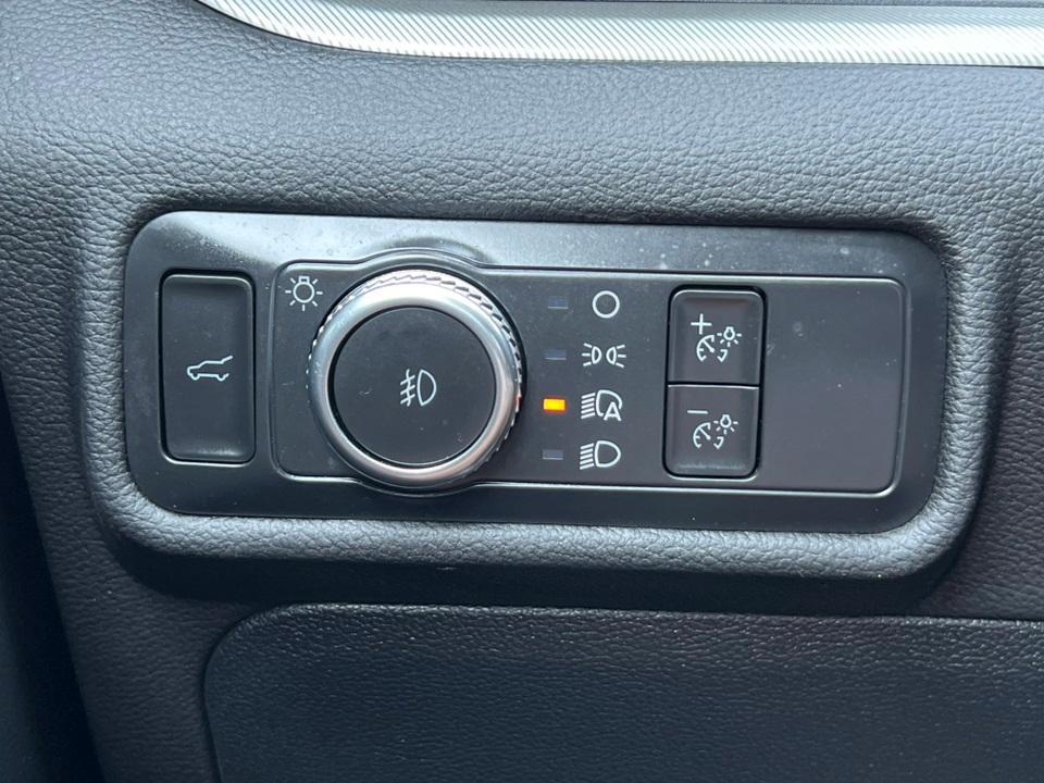 used 2022 Ford Explorer car, priced at $27,000