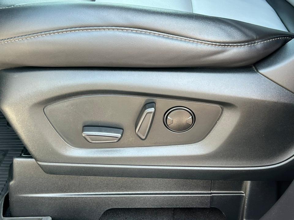 used 2022 Ford Explorer car, priced at $27,000