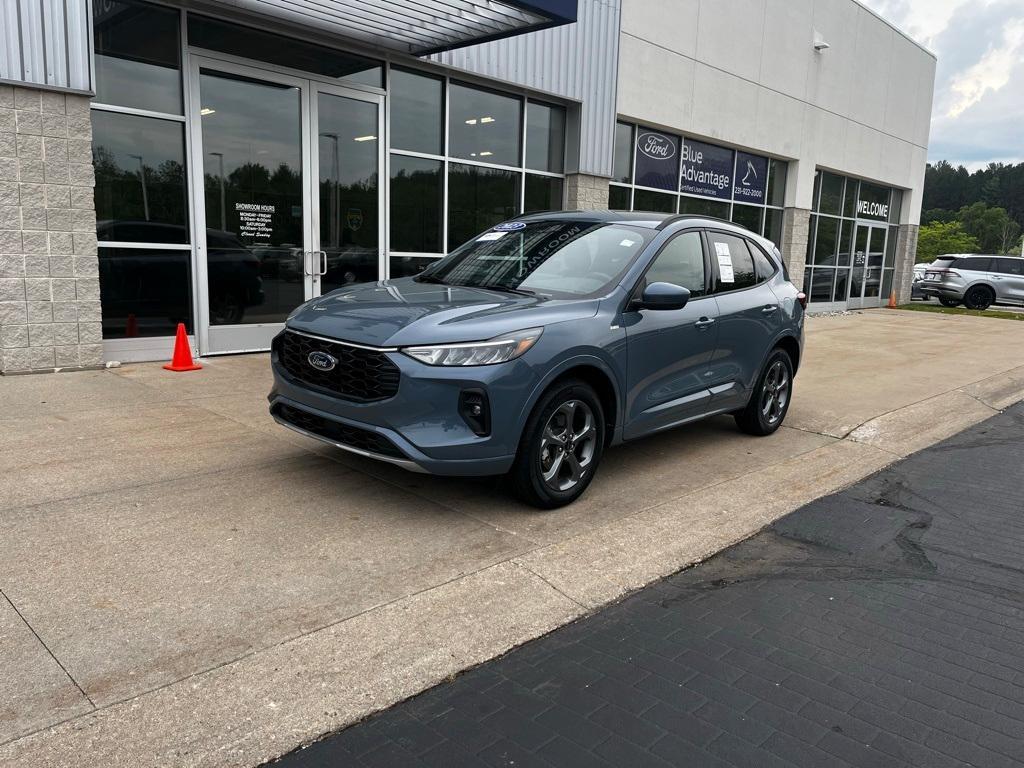 used 2023 Ford Escape car, priced at $29,417