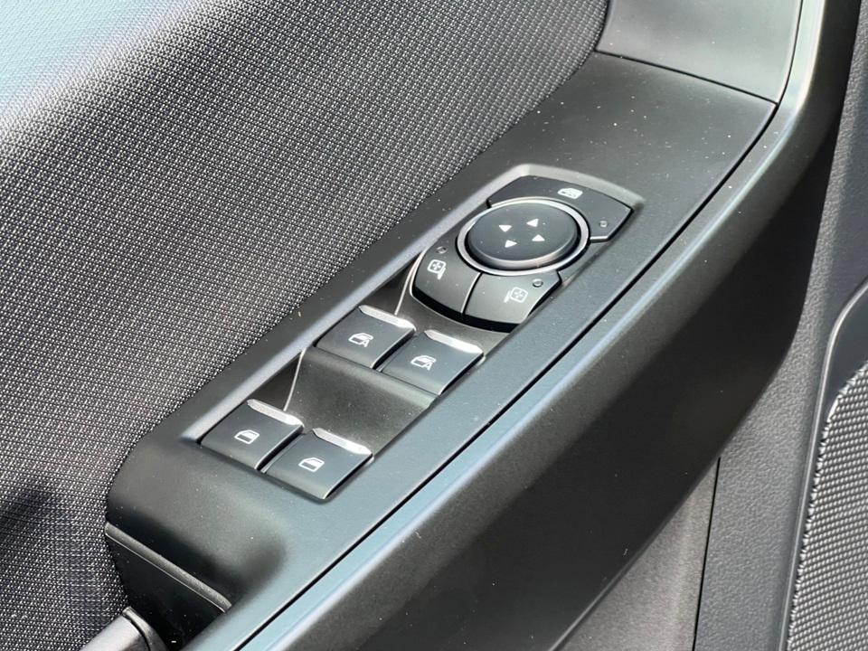 used 2025 Ford F-150 car, priced at $50,542