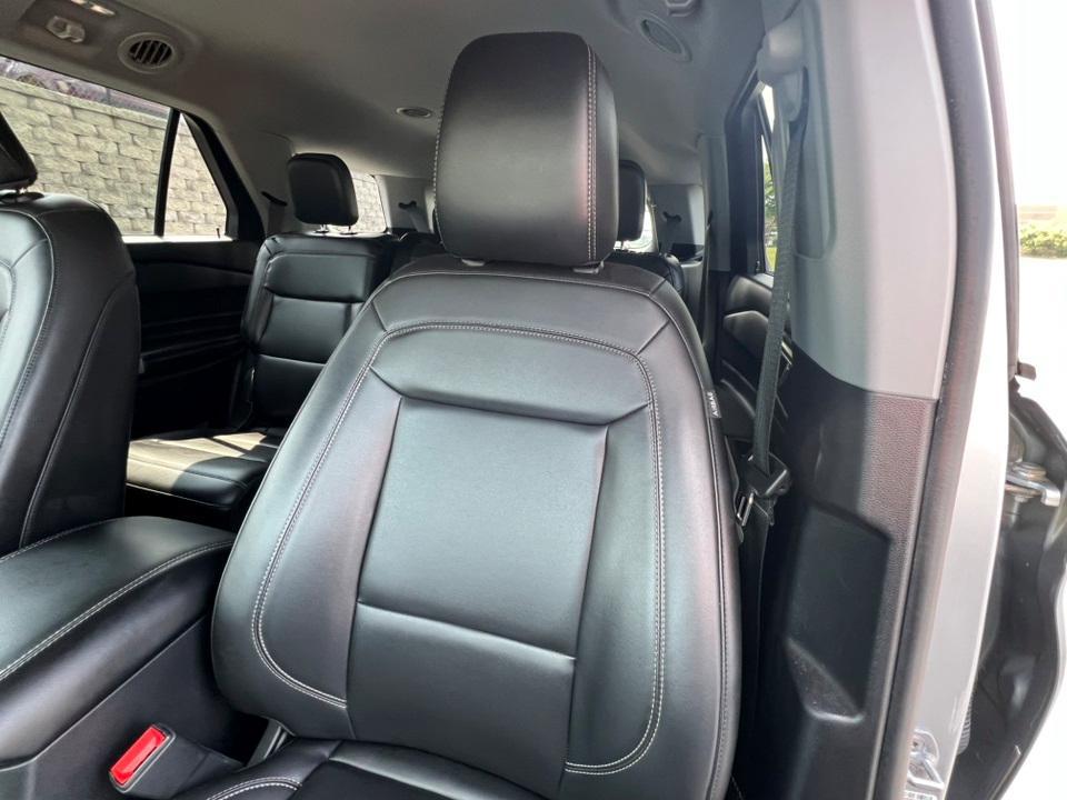 used 2022 Ford Explorer car, priced at $28,430