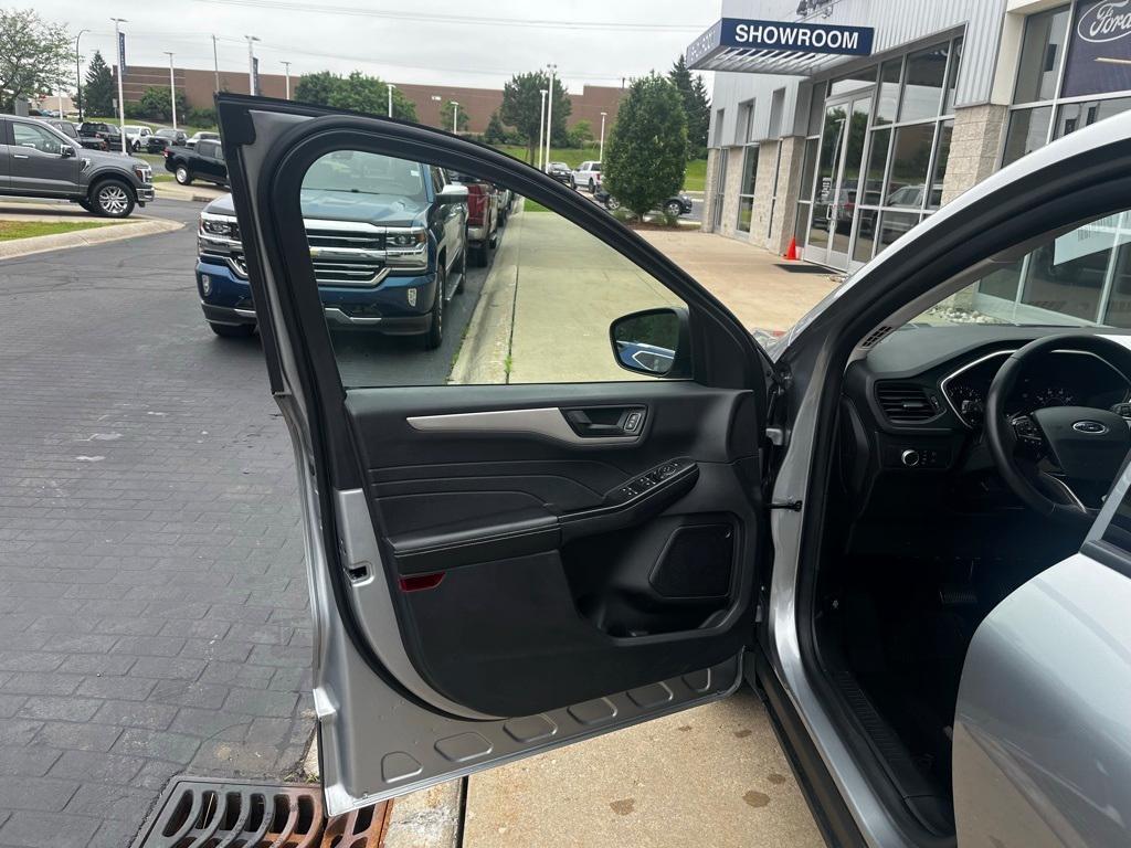 used 2022 Ford Escape car, priced at $21,504