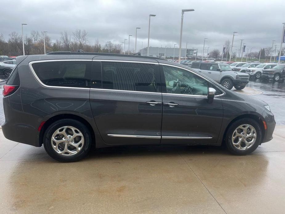 used 2022 Chrysler Pacifica car, priced at $28,184