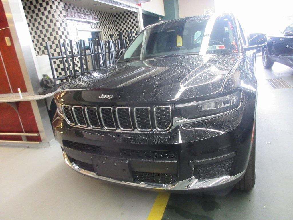 used 2021 Jeep Grand Cherokee L car, priced at $33,521