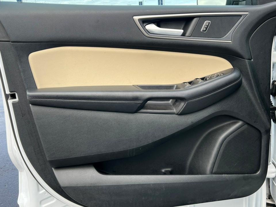 used 2023 Ford Edge car, priced at $25,176