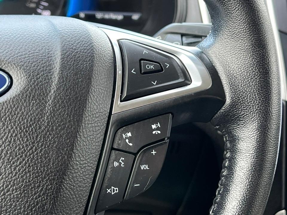 used 2023 Ford Edge car, priced at $25,176