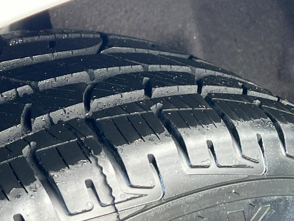 used 2023 Ford Edge car, priced at $25,176