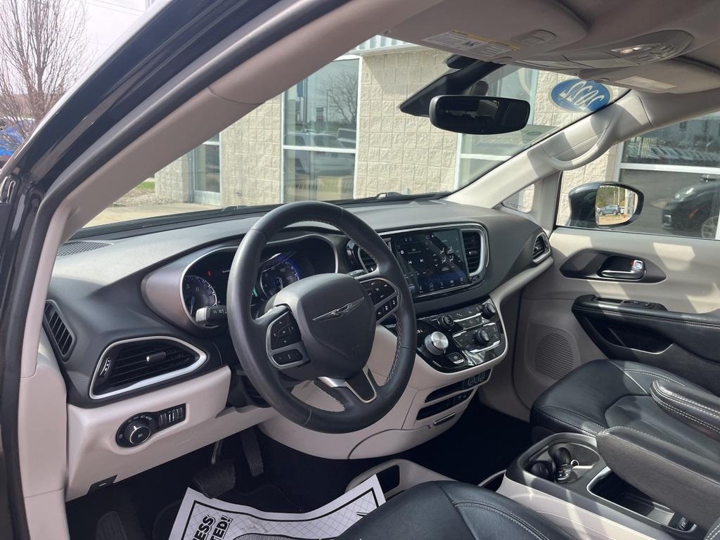 used 2022 Chrysler Pacifica car, priced at $23,175