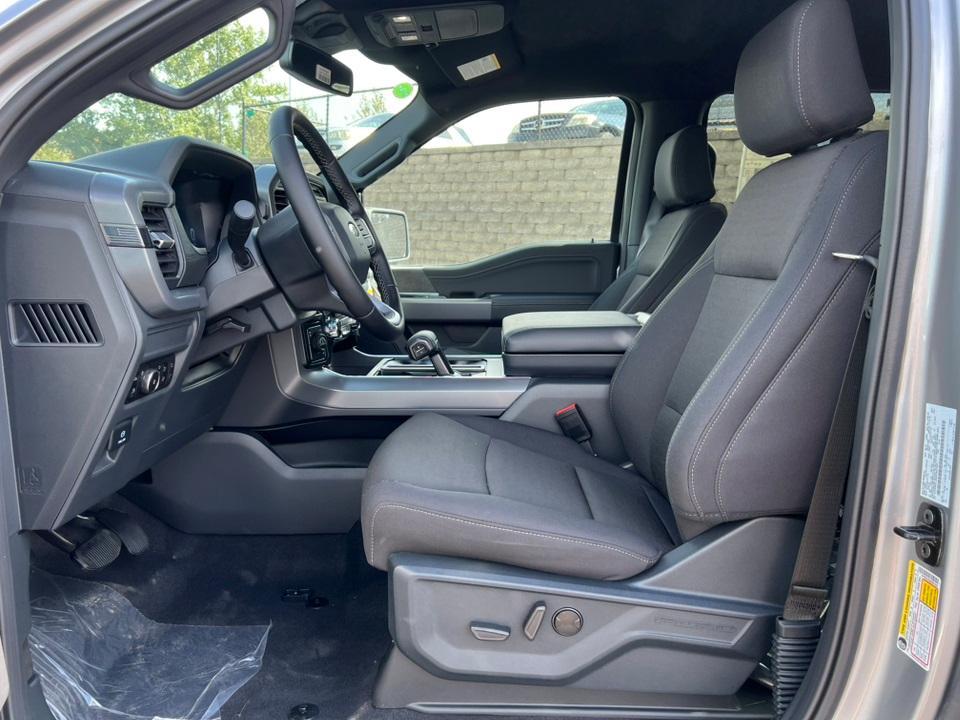 new 2025 Ford F-150 car, priced at $59,288