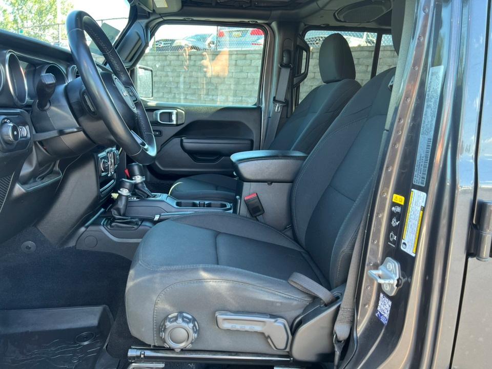 used 2022 Jeep Wrangler Unlimited car, priced at $29,175