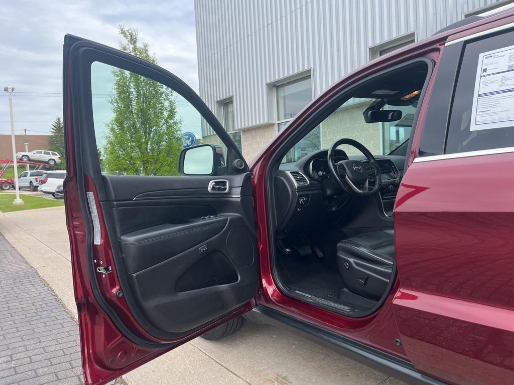 used 2021 Jeep Grand Cherokee car, priced at $27,487