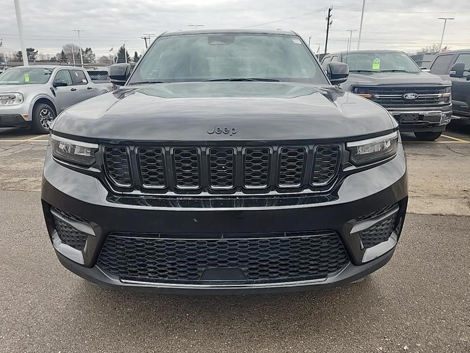 used 2023 Jeep Grand Cherokee car, priced at $31,989