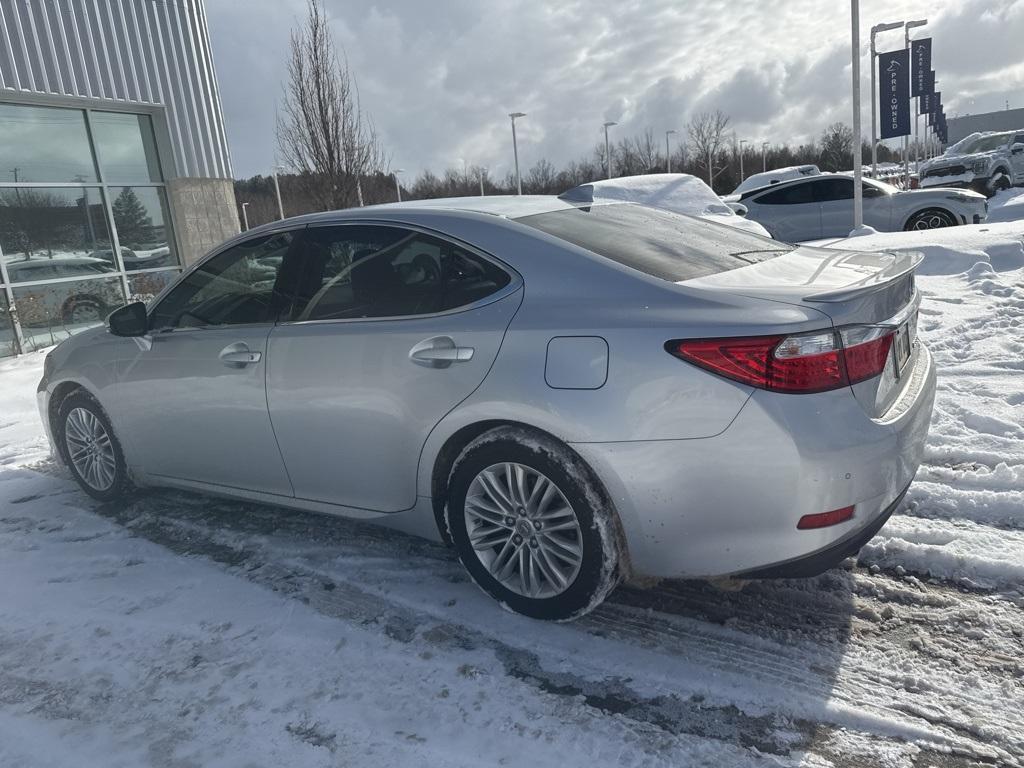 used 2015 Lexus ES 350 car, priced at $17,900