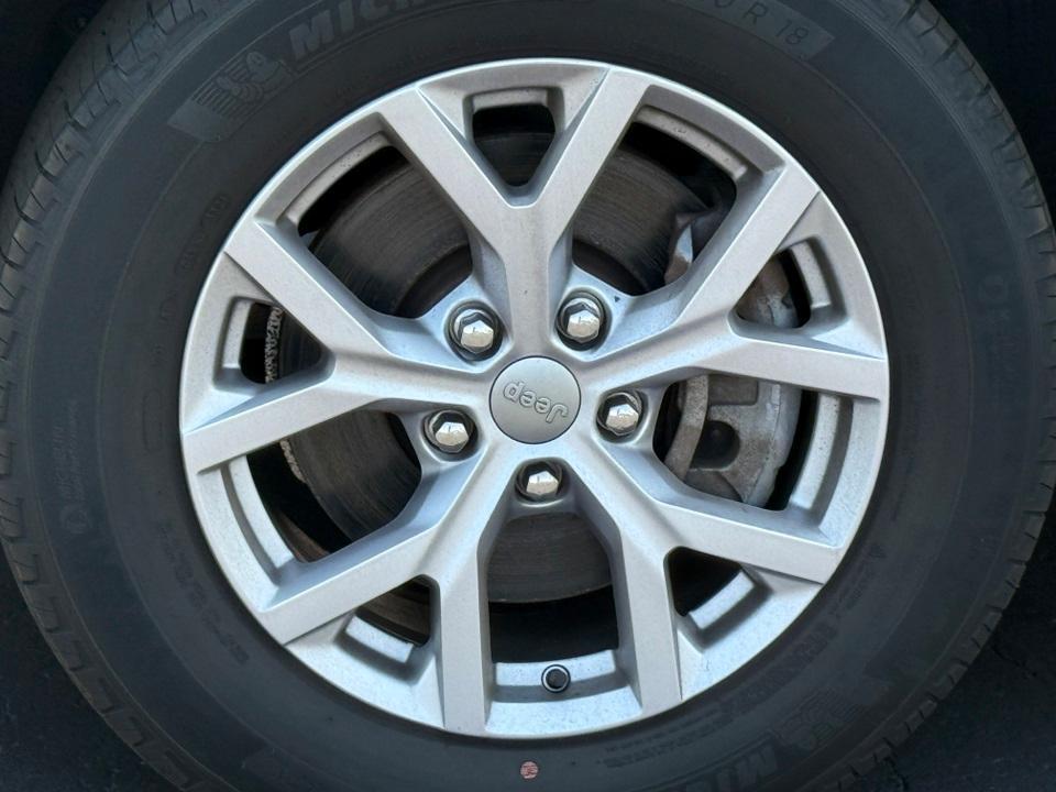 used 2021 Jeep Grand Cherokee L car, priced at $29,375