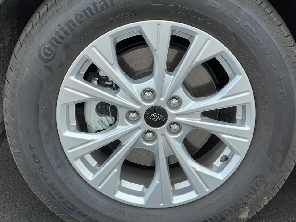 used 2025 Ford Escape car, priced at $34,592